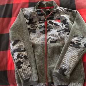 Boys North Face Jacket Size XL